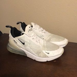 Nike Air 270’s